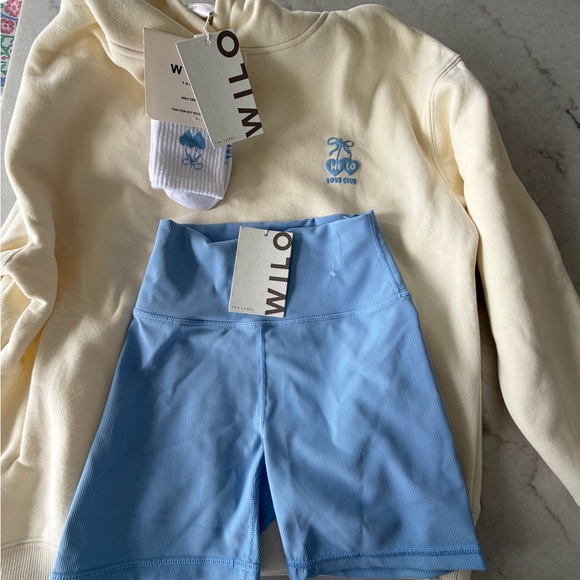 WILO THE LABEL LOVE CLUB 3 piece set!!! Hoodie, socks, shorts!! XS - Picture 3 of 6